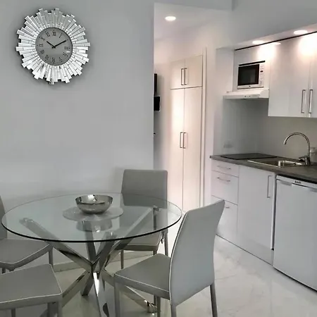 Διαμέρισμα Modern Studio, Close To The Costa Adeje (Tenerife)
